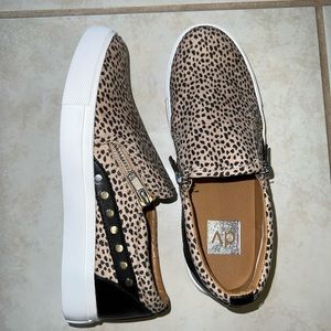 DV by Dolce Vita slip-on sneaker